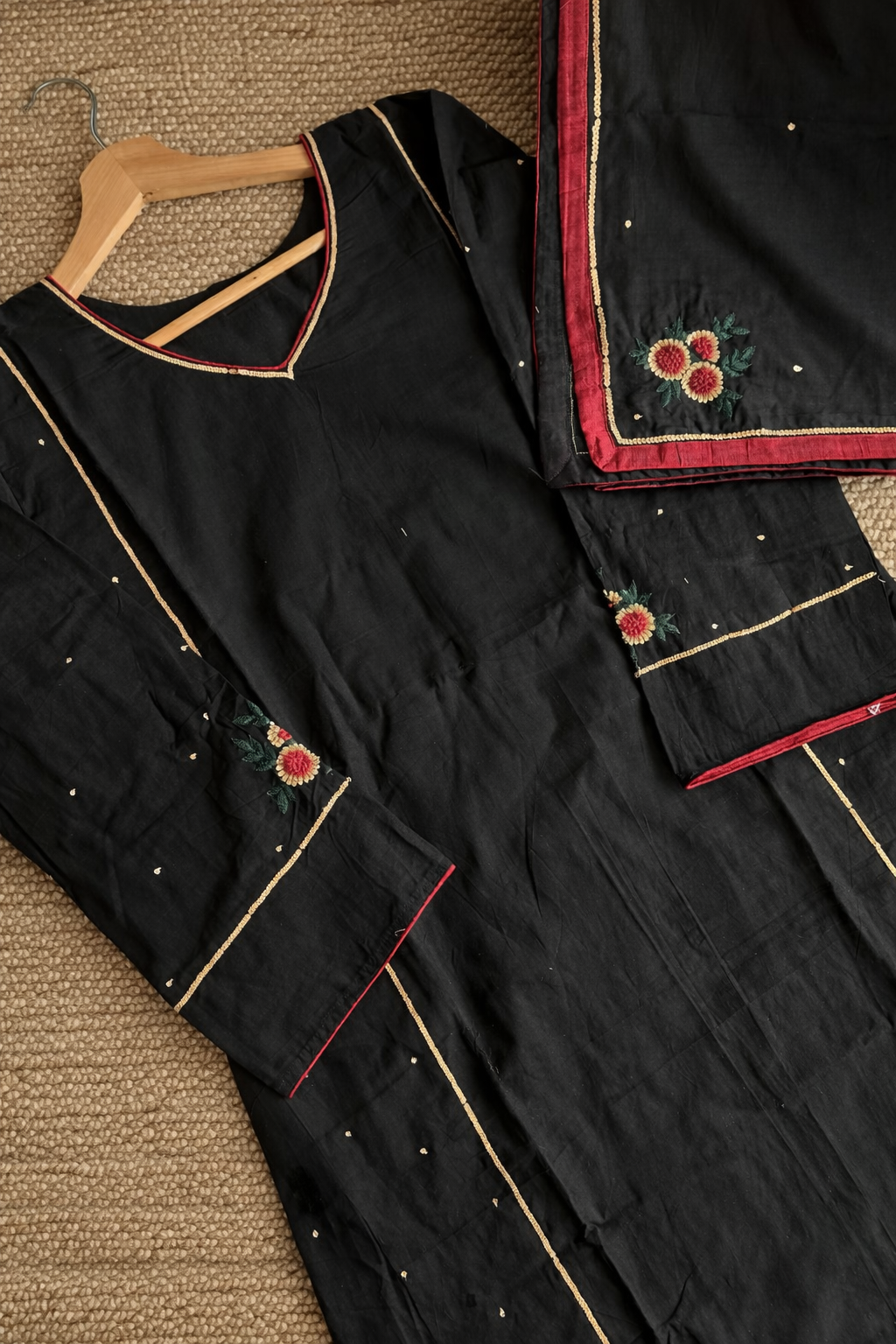 Mul Cotton Embroidered Suit set(Shipping in 10 Days)