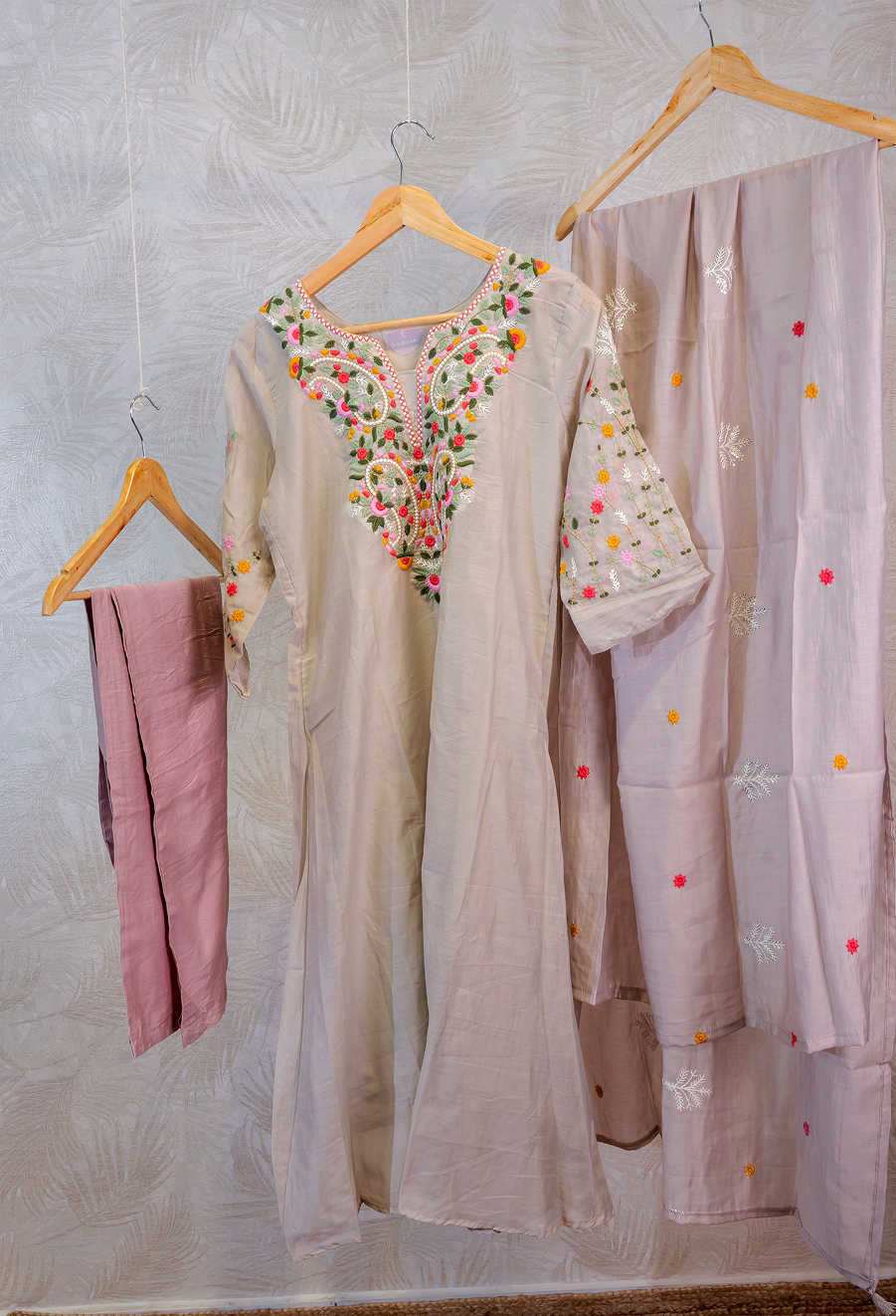 Elegent Party Wear 3 Piece Salwar Set